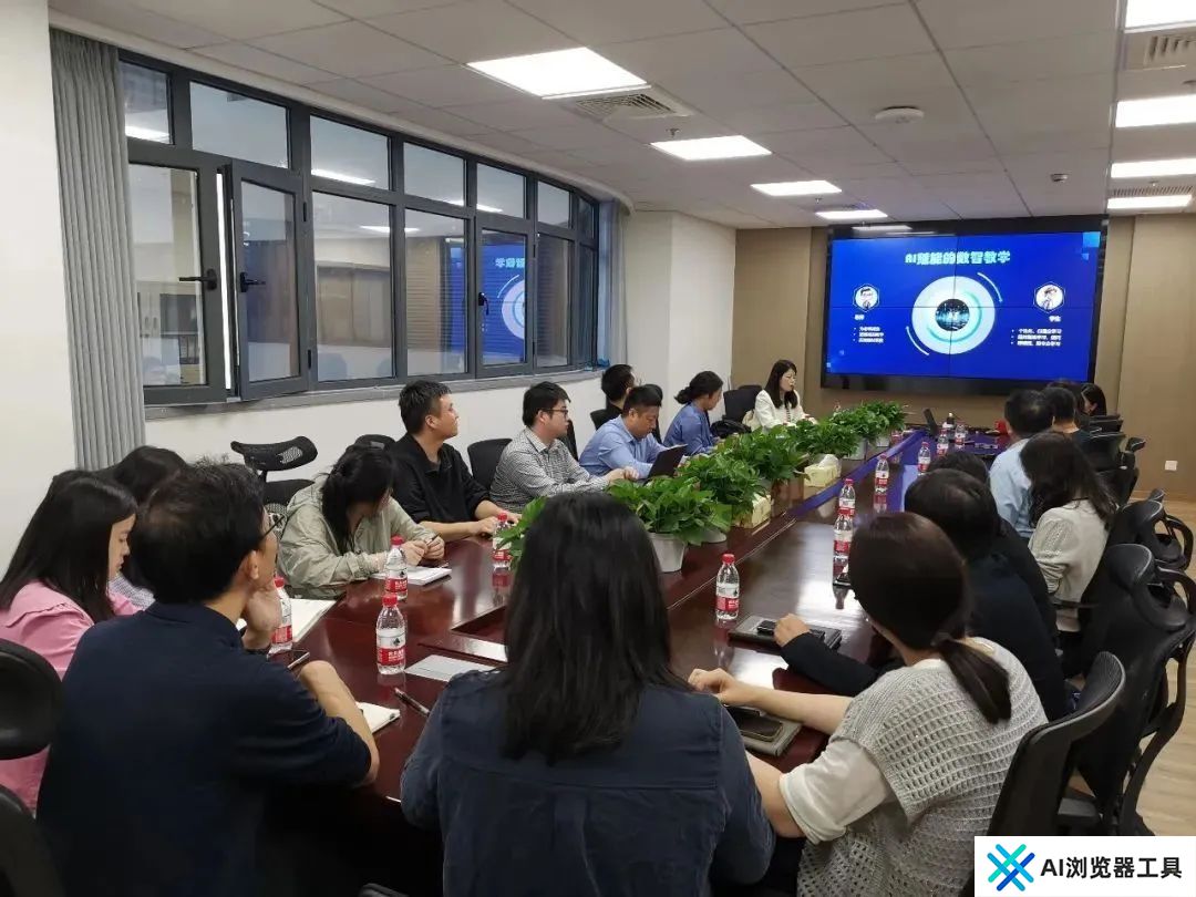 构建“人工智能+语言”微专业，这一高校打造复合型创新人才的新范式