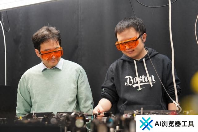 科学家用AI开发受激拉曼纳米成像技术，分辨率可达86纳米